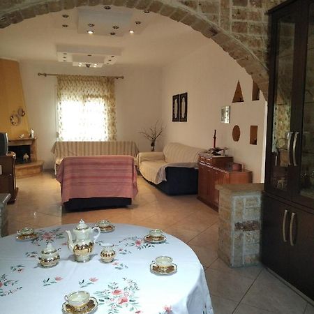 Villa Erasmia Dekarcho Exterior photo