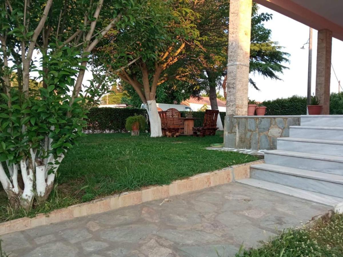Villa Erasmia Dekarcho Exterior photo
