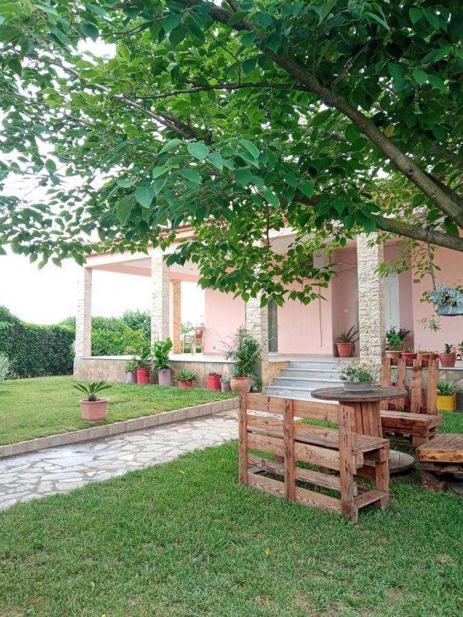 Villa Erasmia Dekarcho Exterior photo